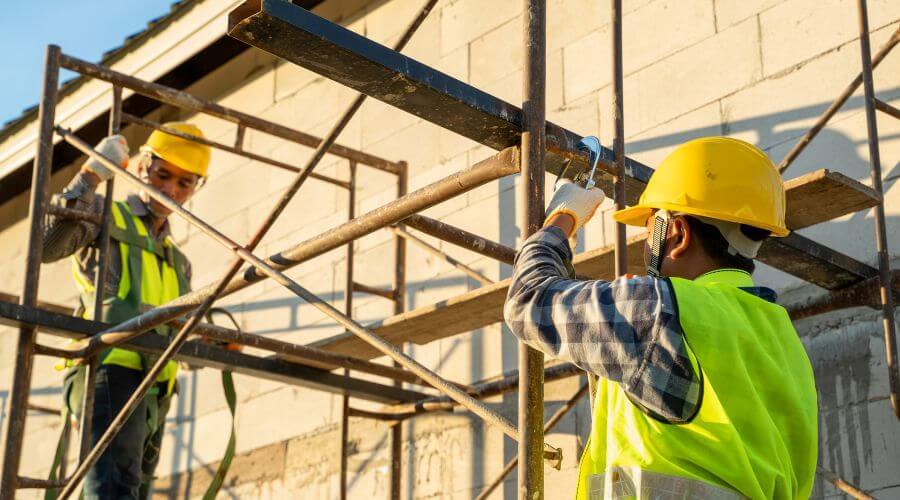 Professional gutter cleaning in Cordova, NC